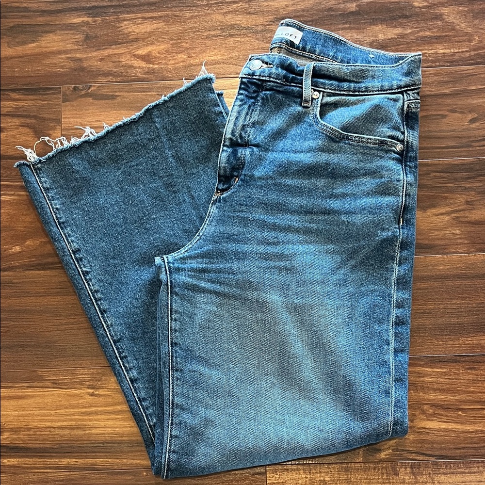 LOFT The Wide-Leg Jeans with Raw Hem, 29” waist x 28” length